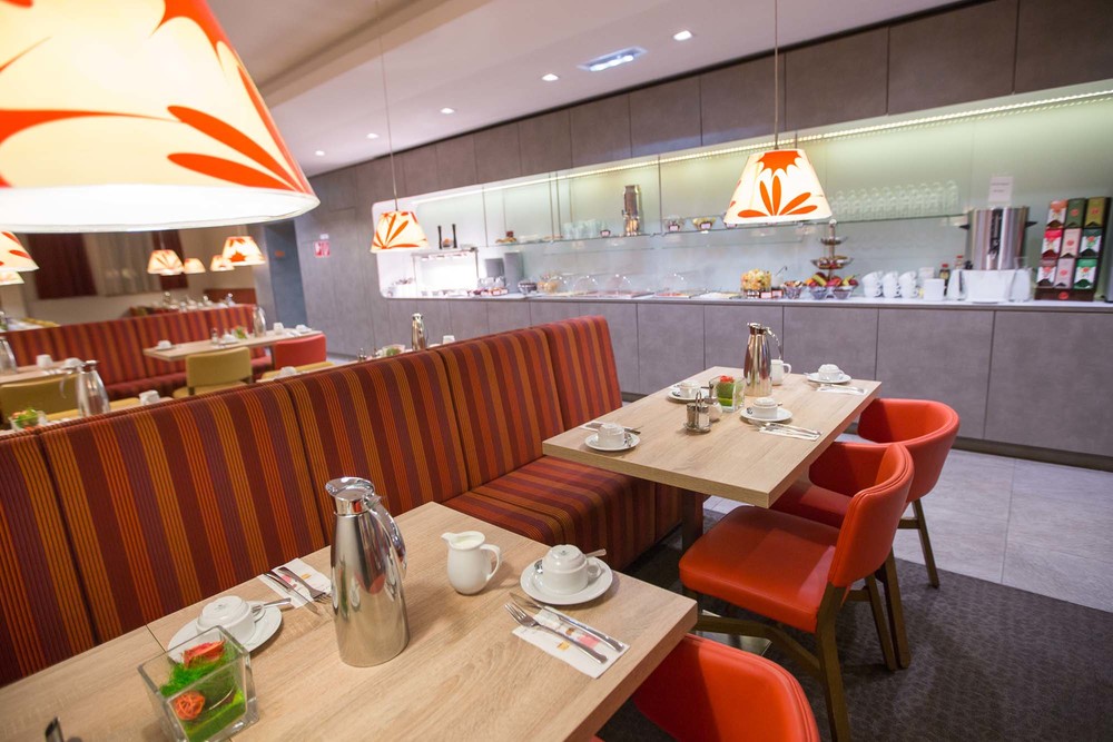 Frühstücksbuffet im Simm's Hotel